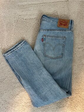 Levi's 501 T Tapered Light Blue Denim Jeans
